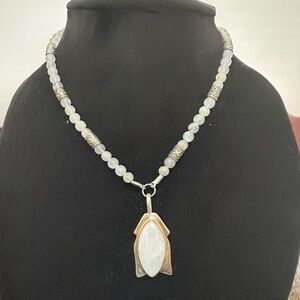 HANDMADE CUSTOM MOONSTONE NECKLACE
